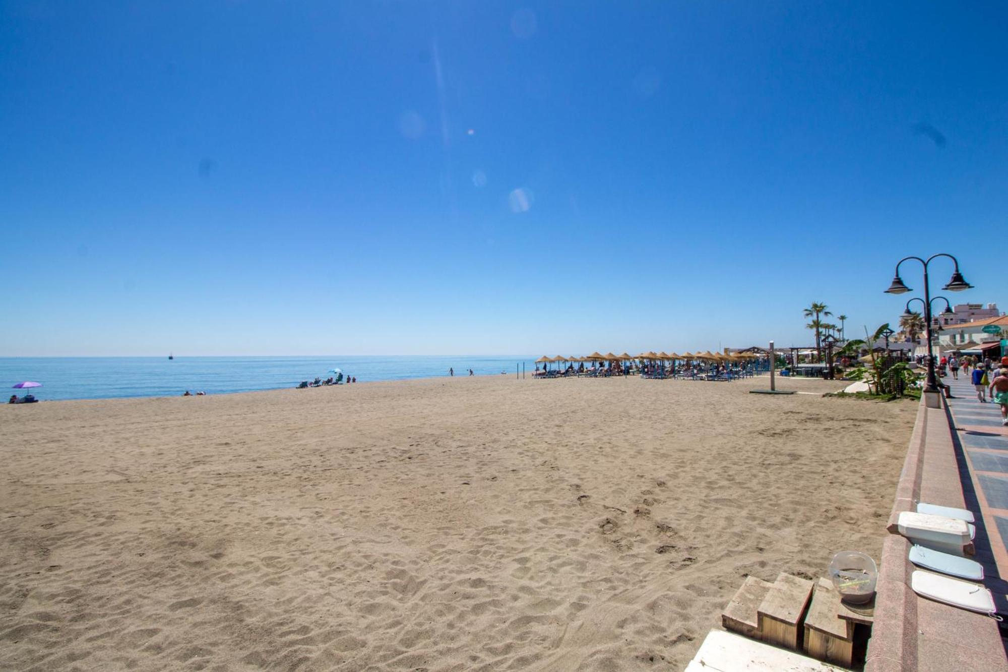 Erisa 55 By Ivi Real Estate Apartment Torremolinos Luaran gambar